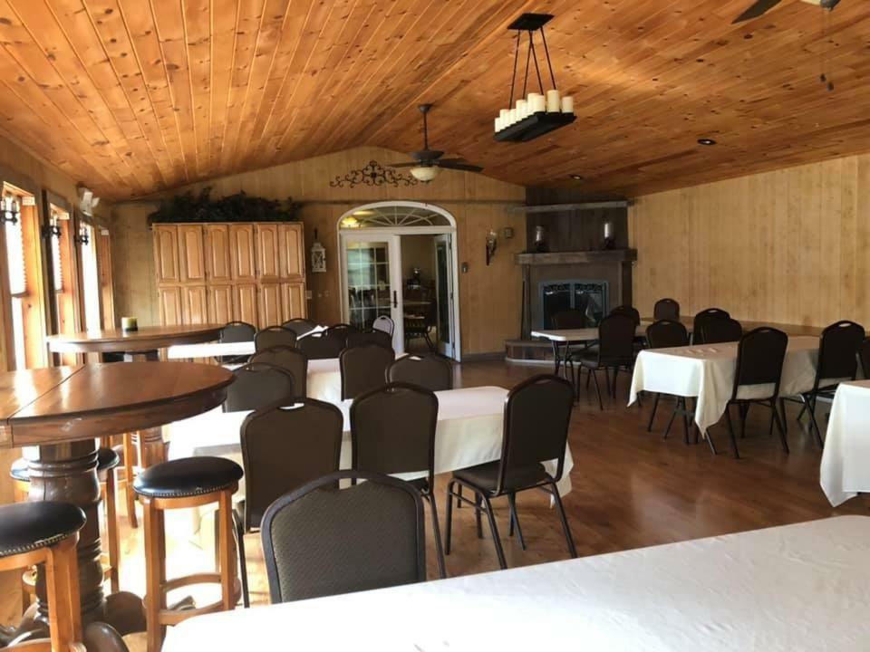 The Bradford Inn Towanda Extérieur photo