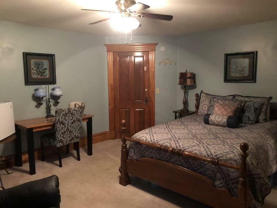 The Bradford Inn Towanda Extérieur photo